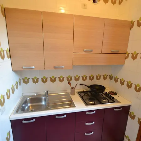 Apartment Cozy Flat With Private Garden