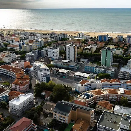 Cozy Flat With Private Garden 公寓 比比翁