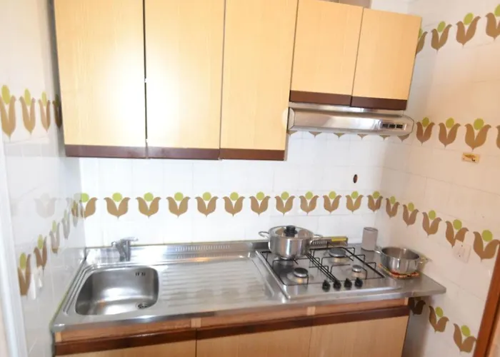 公寓 Cozy Flat With Private Garden 比比翁